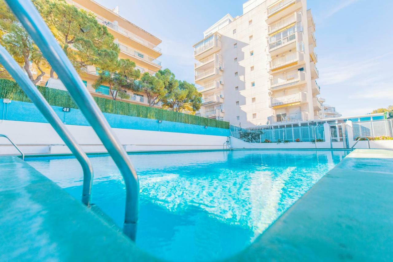 Apartamento Familiar Leomar Салоу Екстер'єр фото